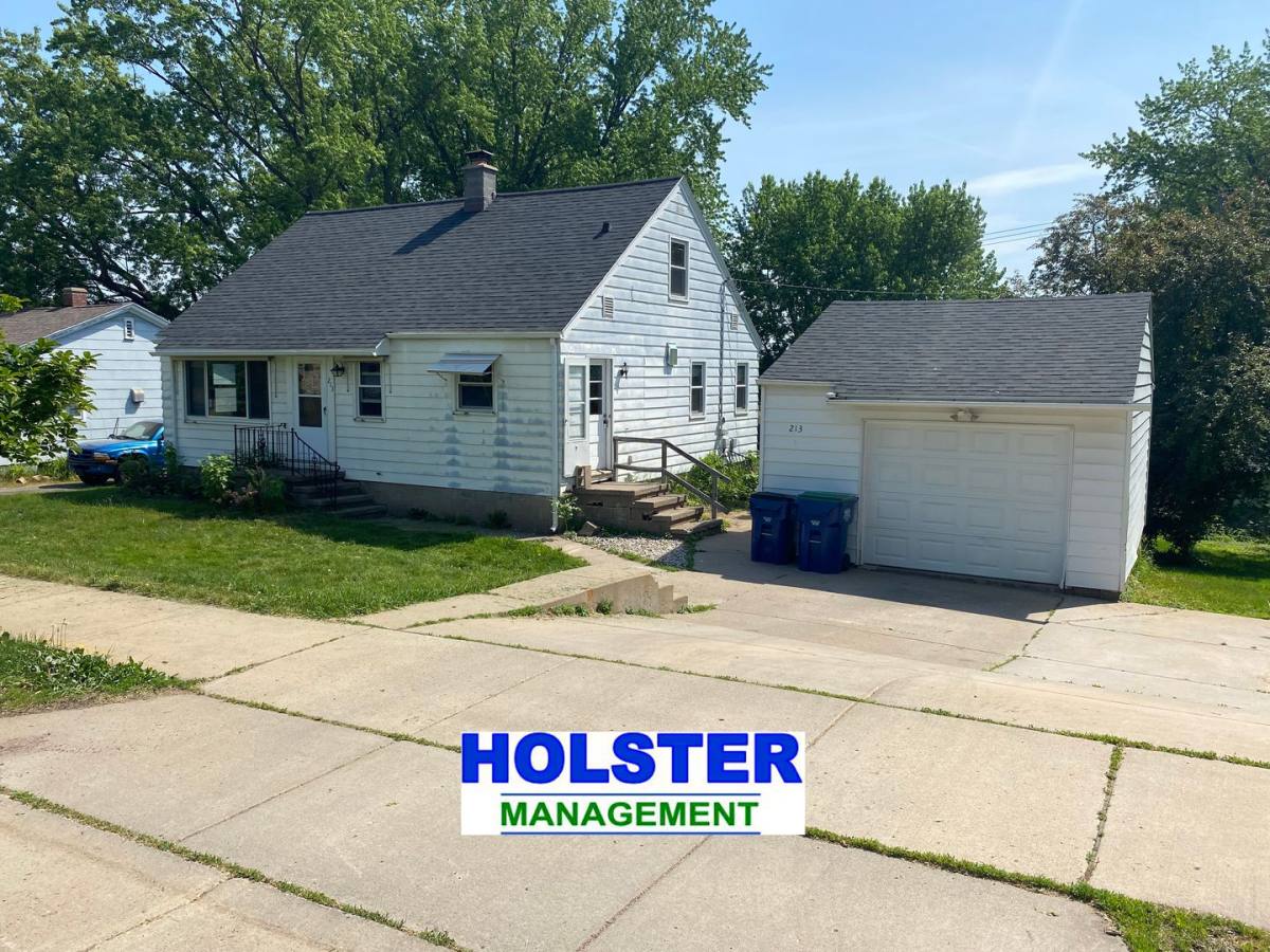 House for rent at 213 N 10th Ave, Wausau, WI 54401