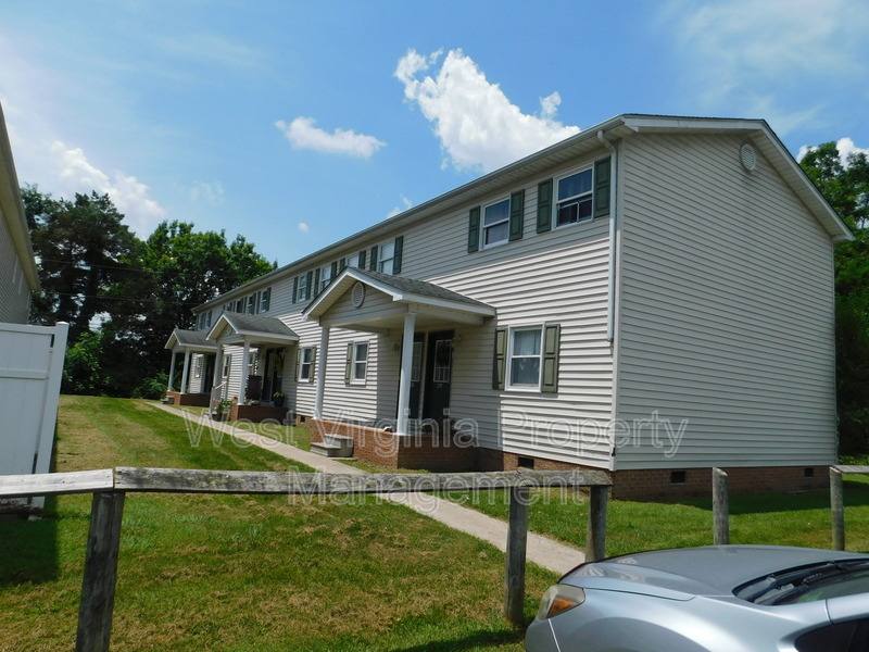 Townhouse for rent at 581 Prosperity Rd #224, Mount Hope, WV 25880