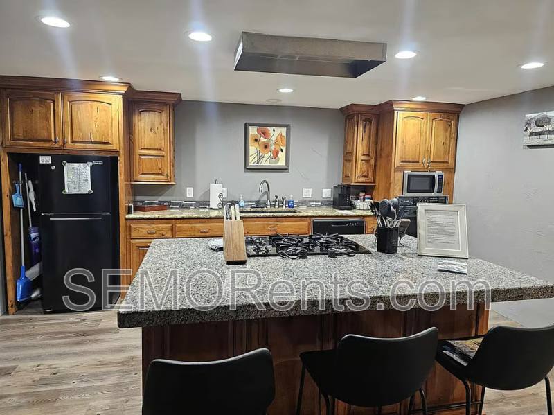 House for rent at 3912 Missouri Ave, Joplin, MO 64804