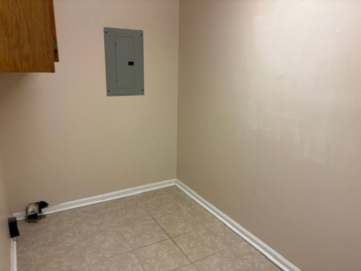 Townhouse for rent at 717-B N Highland Ave, Murfreesboro, TN 37130