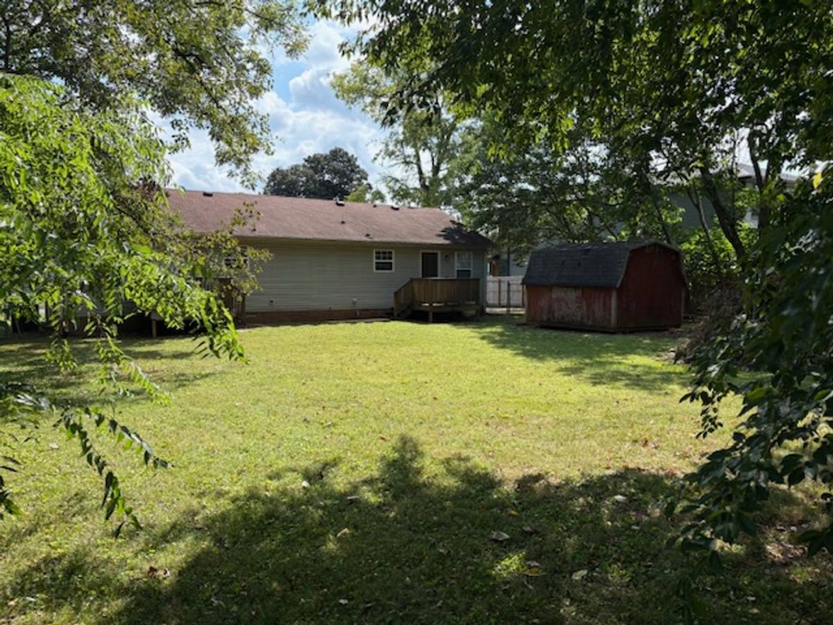 Townhouse for rent at 717-B N Highland Ave, Murfreesboro, TN 37130