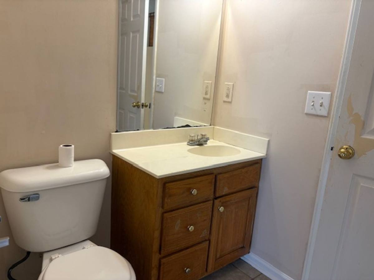Townhouse for rent at 717-B N Highland Ave, Murfreesboro, TN 37130