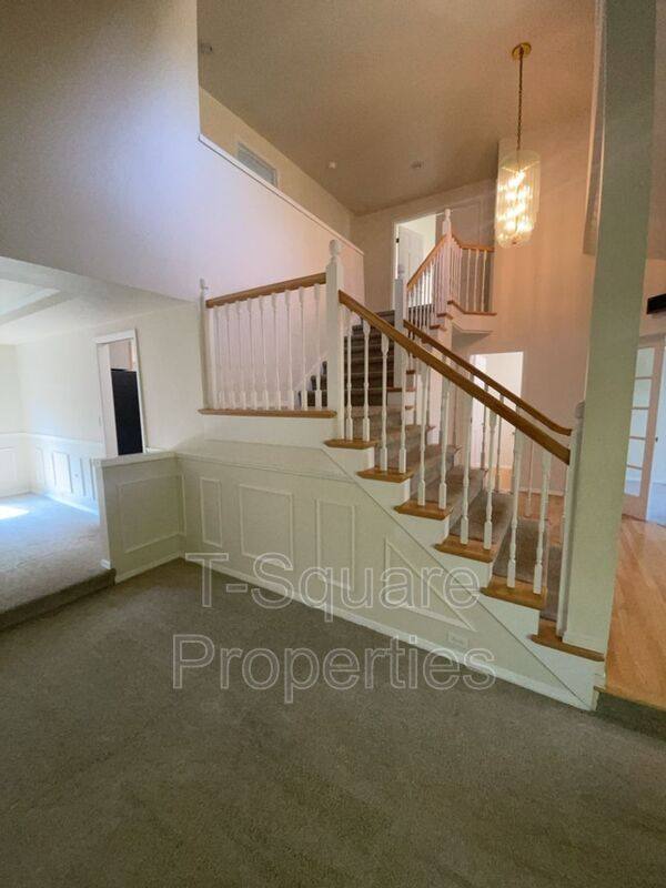 House for rent at 1817 235th Place NE, Sammamish, WA 98074