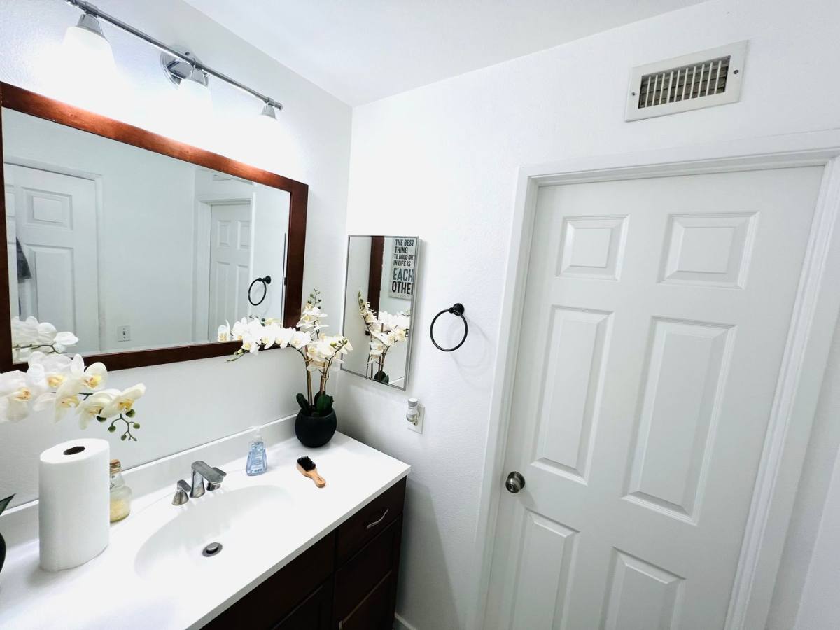 House for rent at 1802 Alscot Ave, Simi Valley, CA 93063