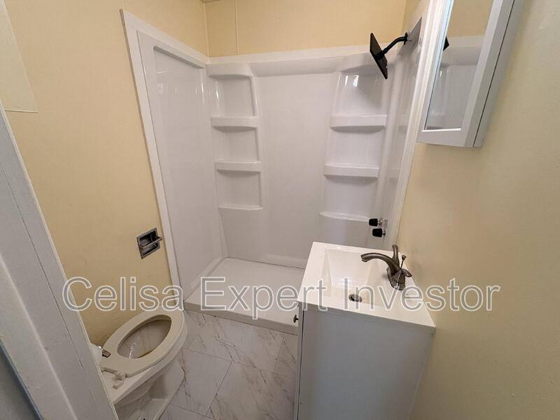 House for rent at 6418 Huguenard Rd, Fort Wayne, IN 46818