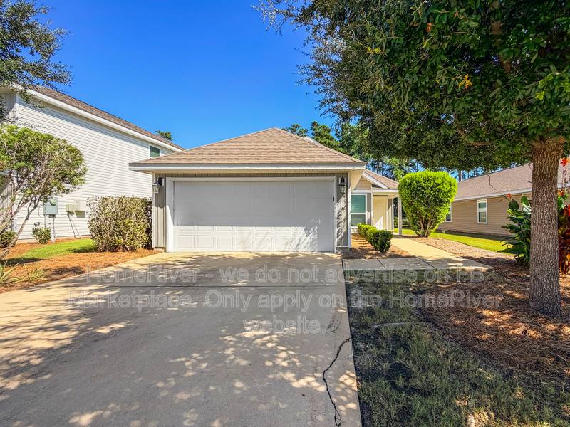 House for rent at 639 Earl Godwin Rd, Freeport, FL 32439