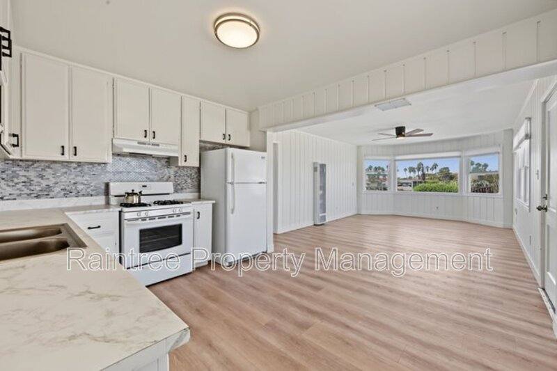 Apartment for rent at 146 N Cedros Ave, Solana Beach, CA 92075