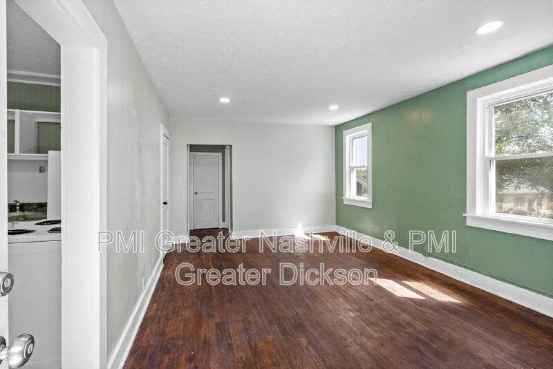 Apartment for rent at 212 1/2 W End Ave #B, Dickson, TN 37055