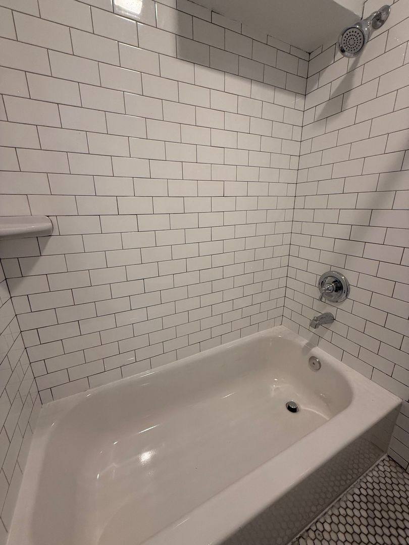 Apartment for rent at 184 Broadway, Newburgh, NY 12550