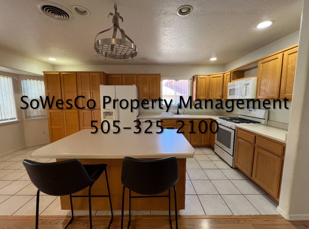 House for rent at 3300 Majesta Place, Farmington, NM 87402