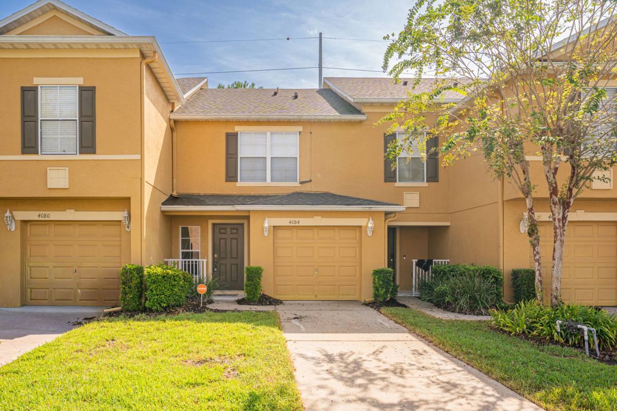 Townhouse for rent at 4084 Pitch Pine Circle, Oviedo, FL 32765