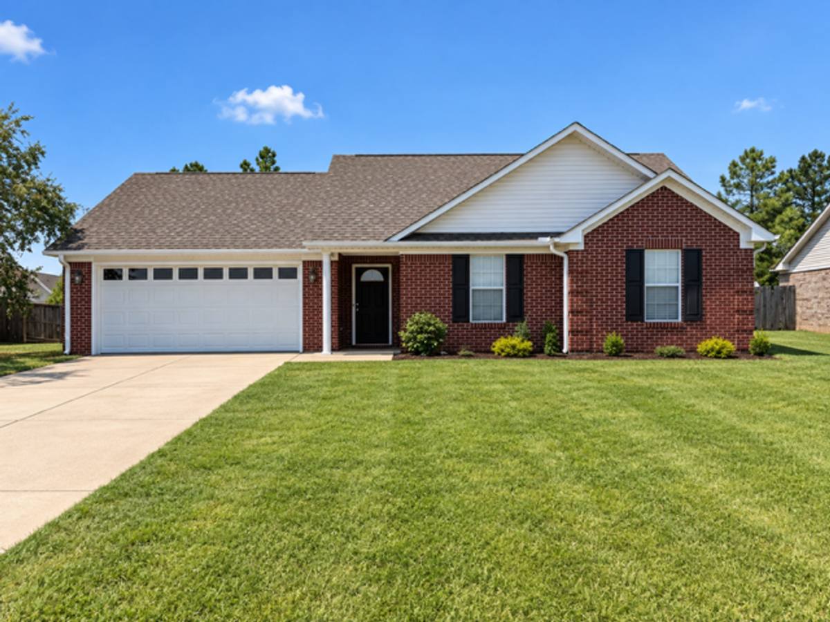 House for rent at 309 Eagle Pointe Dr, Oxford, MS 38655