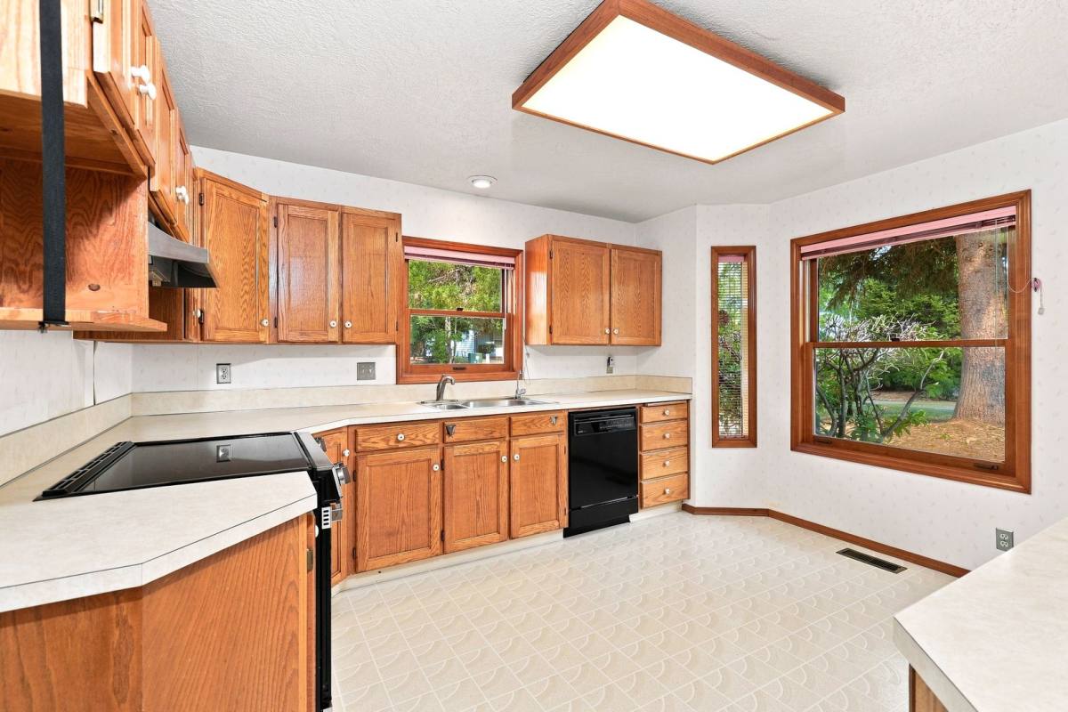 House for rent at 751 Catron St N, Monmouth, OR 97361