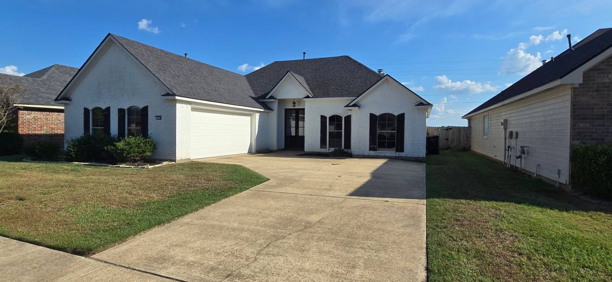 House for rent at 1004 Creole Dr, Bossier City, LA 71111