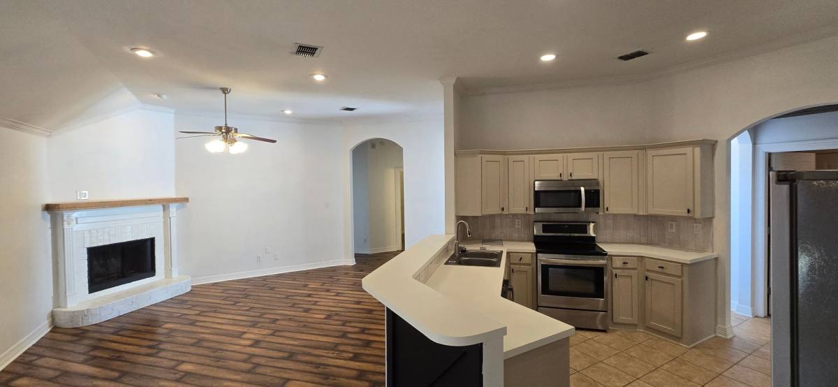 House for rent at 1004 Creole Dr, Bossier City, LA 71111
