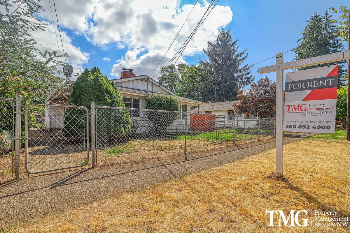 House for rent at 3019 S St, Vancouver, WA 98663