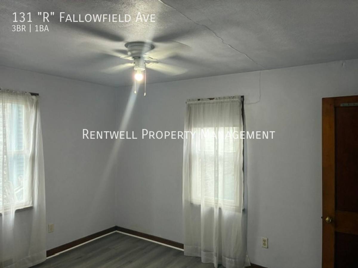 House for rent at 131 Fallowfield Ave #R, Charleroi, PA 15022