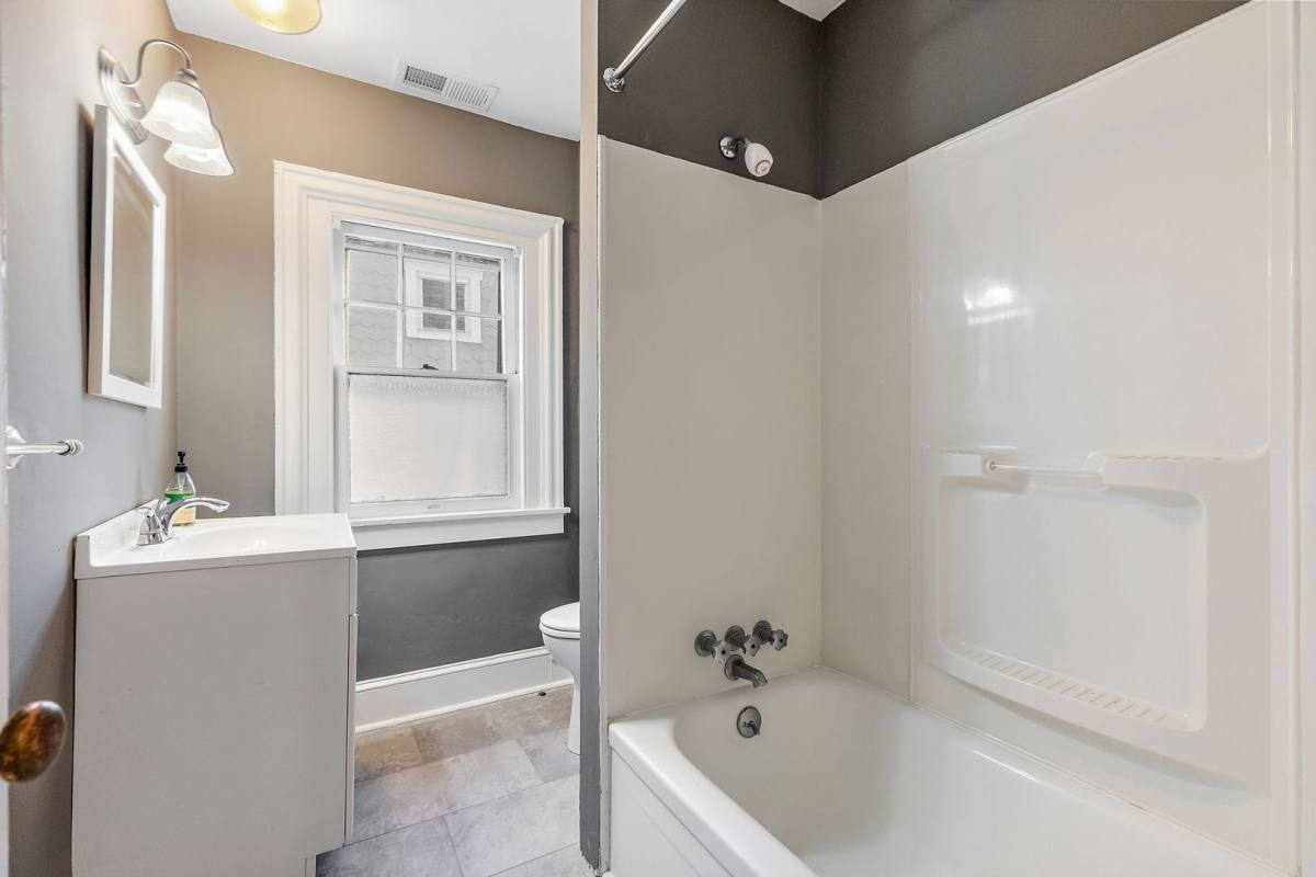 Apartment for rent at 1614 N Broom St, Wilmington, DE 19806