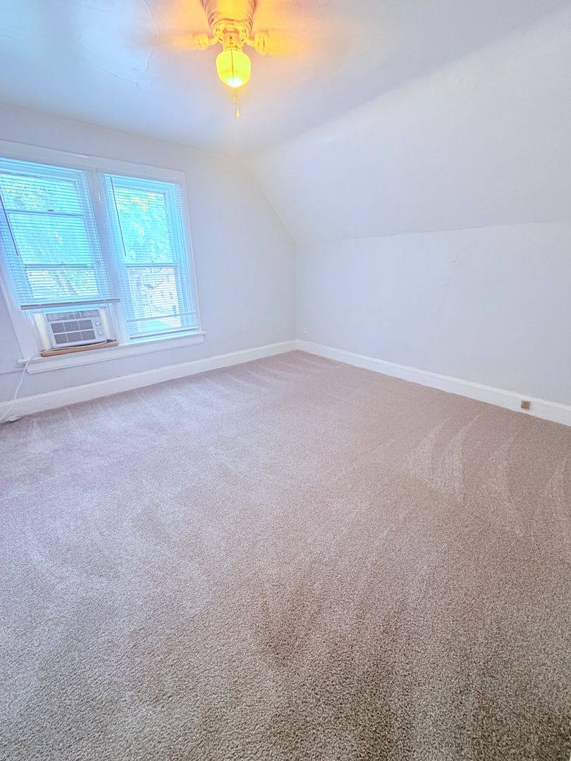 House for rent at 317 8th Ave SW, Aberdeen, SD 57401