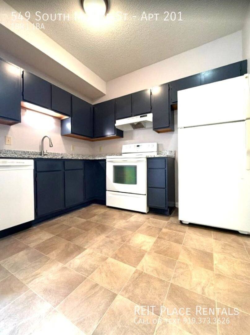 Apartment for rent at 549 S Moore St, Clayton, NC 27520