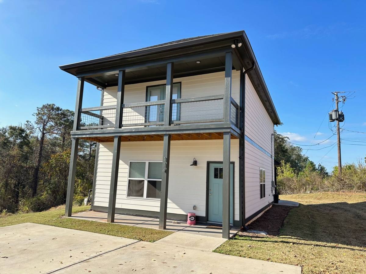 House for rent at 114 Garden Lane, Athens, GA 30606
