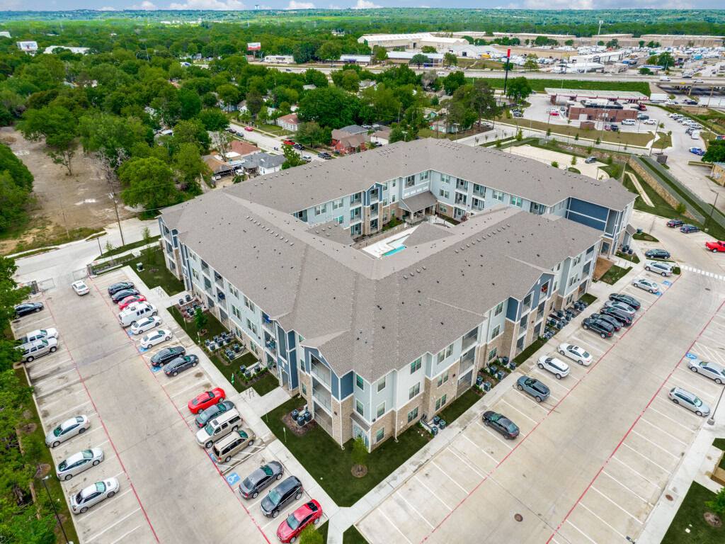 Apartment for rent at Palladium Fain Street, 1069 Kings Highway, Haltom City, TX 76117