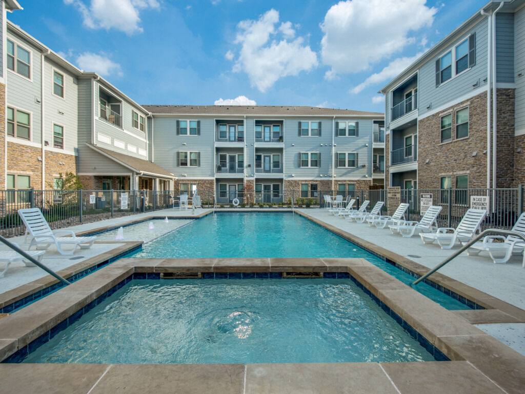 Apartment for rent at Palladium Fain Street, 1069 Kings Highway, Haltom City, TX 76117