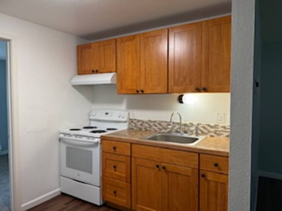 Apartment for rent at Cedar Pointe, 2935 O St SE, Auburn, WA 98002