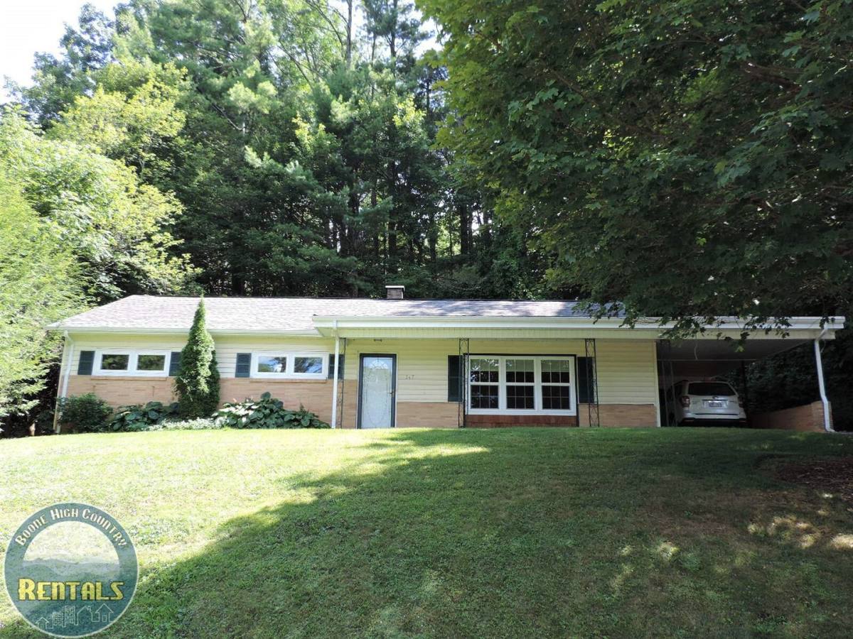 House for rent at 147 Woodland Dr, Boone, NC 28607
