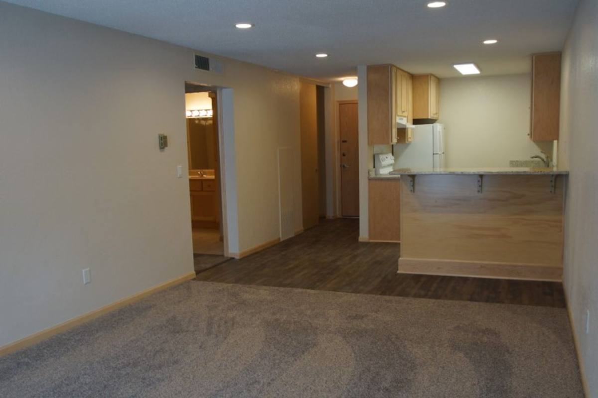Apartment for rent at Larpenteur Estates, 1280 Larpenteur Ave W, St. Paul, MN 55113