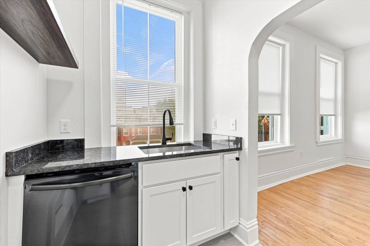 Apartment for rent at 1412 Delaware Ave, Wilmington, DE 19806