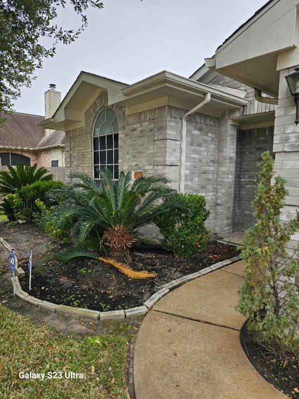 House for rent at 12315 Wright Oaks Dr, Houston, TX 77014