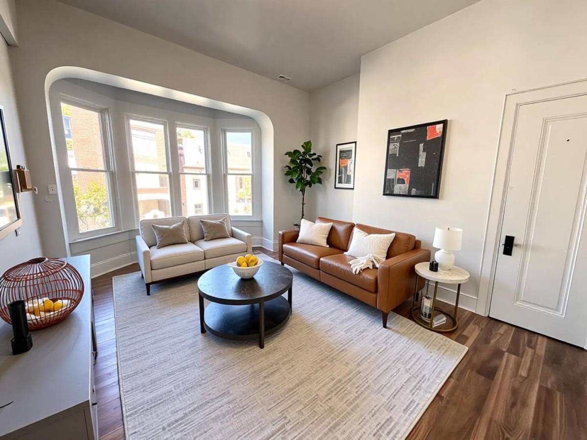 Apartment for rent at 534 W Market St, York, PA 17401