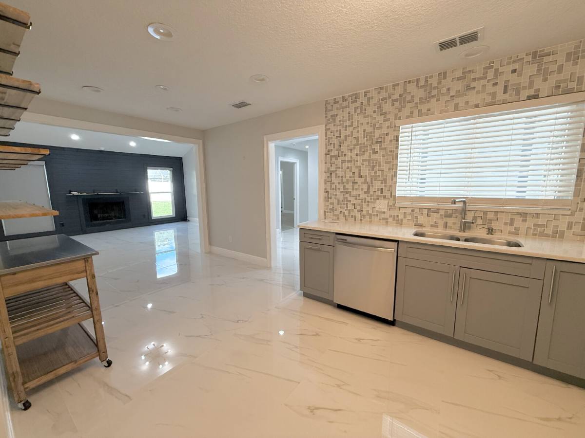 House for rent at 3203 Taragrove Dr, Tampa, FL 33618