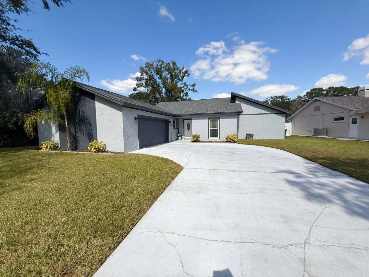 House for rent at 3203 Taragrove Dr, Tampa, FL 33618