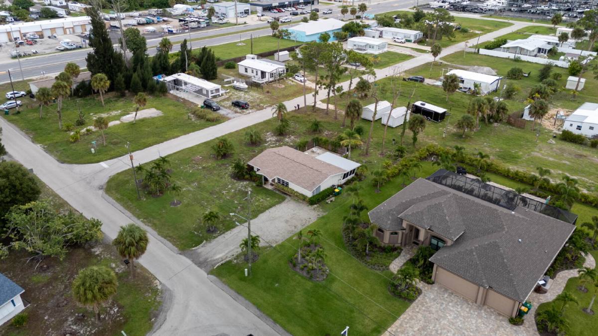 House for rent at 1975 Maryland Ave, Englewood, FL 34224