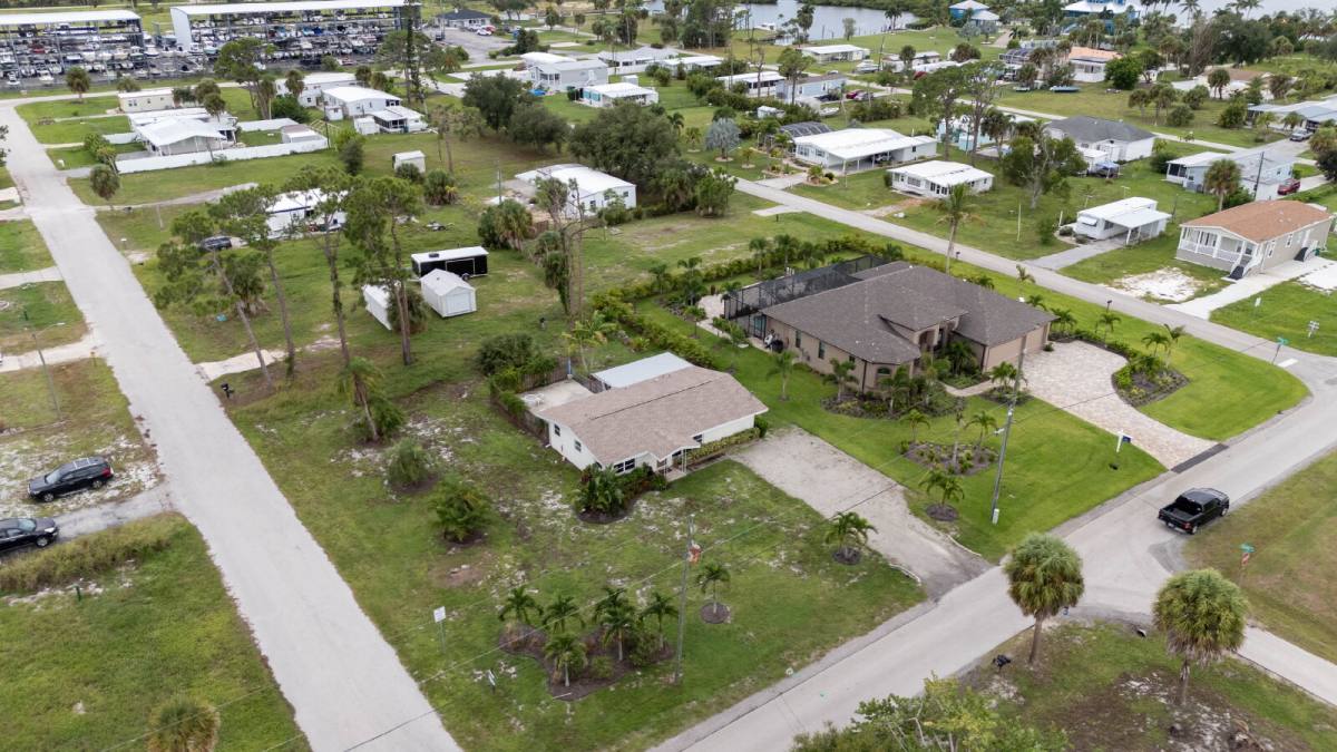 House for rent at 1975 Maryland Ave, Englewood, FL 34224