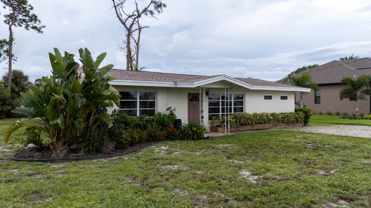 House for rent at 1975 Maryland Ave, Englewood, FL 34224