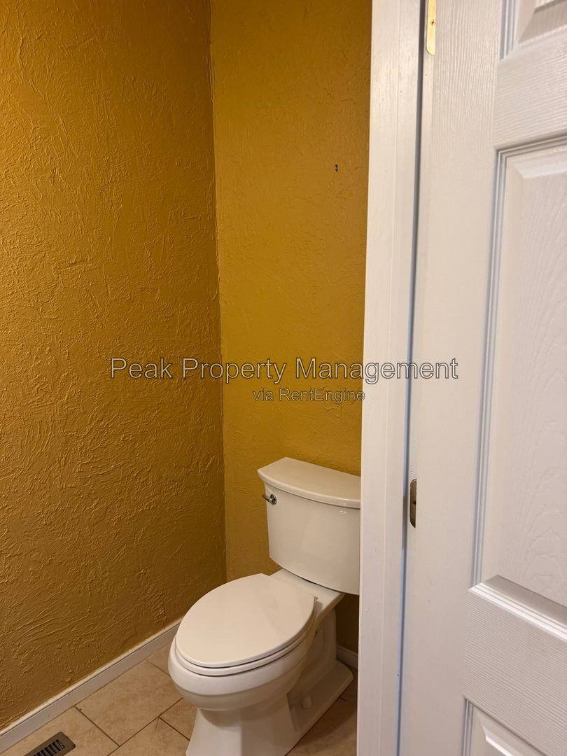 House for rent at 10652 Anna Marie Dr, Glen Allen, VA 23060