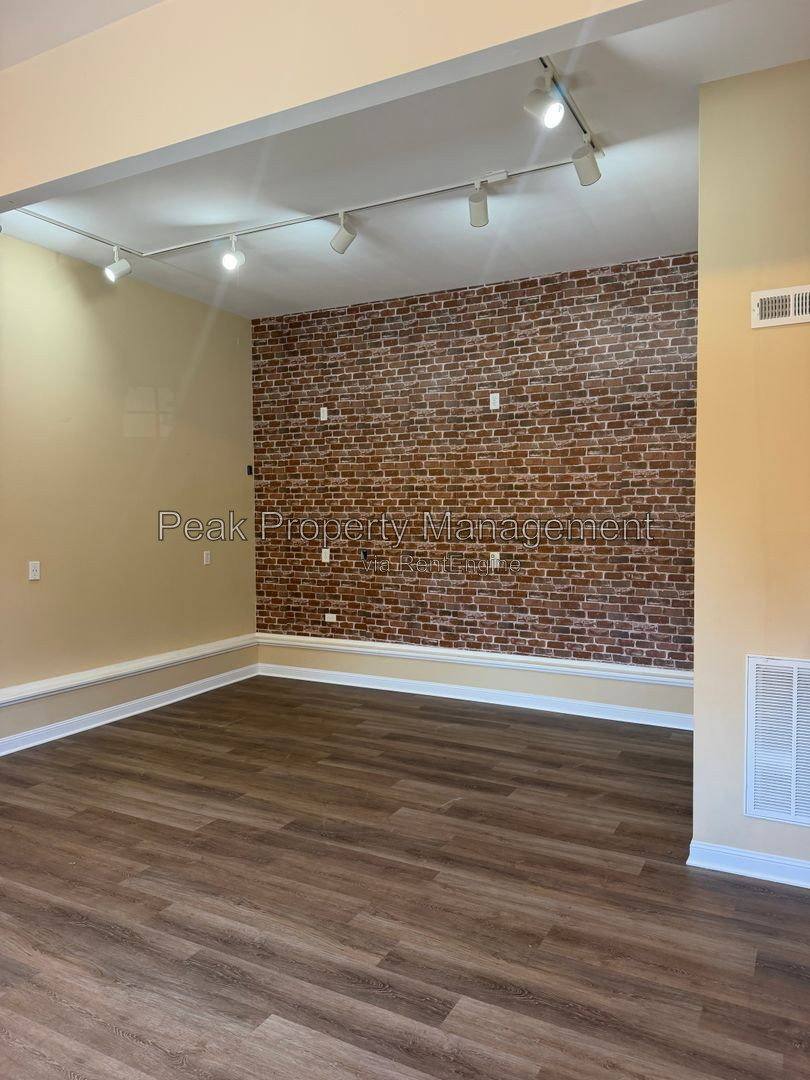House for rent at 10652 Anna Marie Dr, Glen Allen, VA 23060