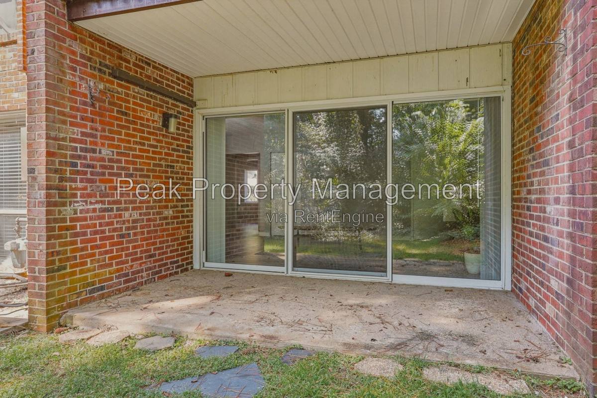 Apartment for rent at 5200 Castlewood Rd #B, Richmond, VA 23234