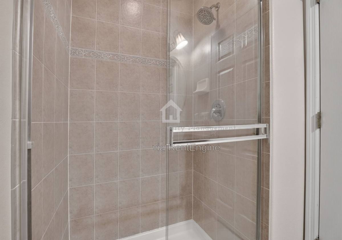 Apartment for rent at 1383 Chatfield Place #1383 1, Orlando, FL 32814