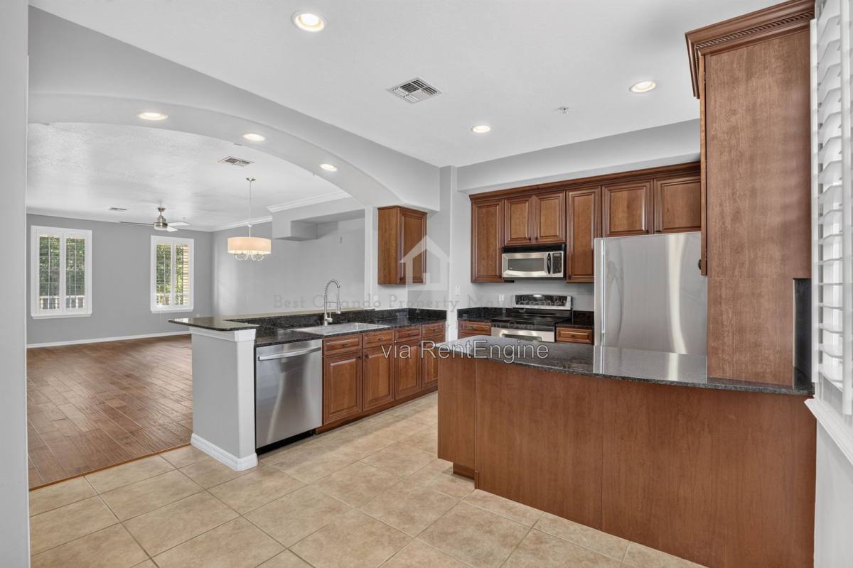 Apartment for rent at 1383 Chatfield Place #1383 1, Orlando, FL 32814