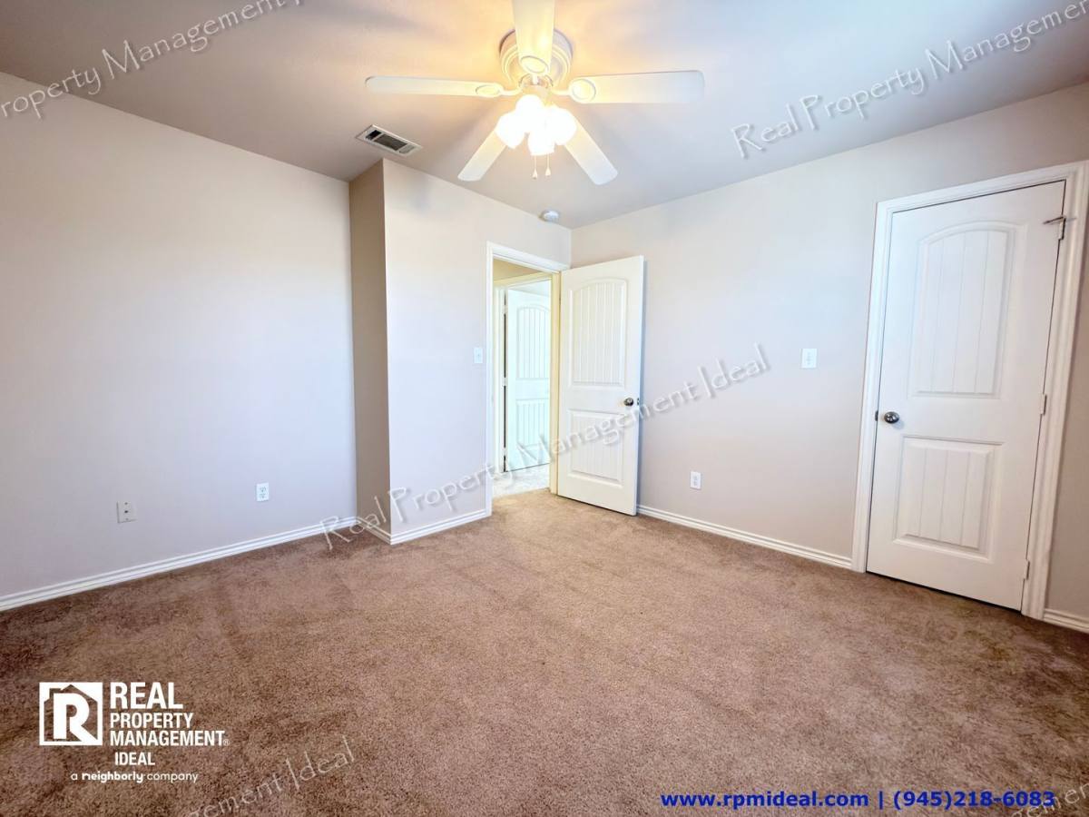 House for rent at 916 Parkplace Ridge, Princeton, TX 75407