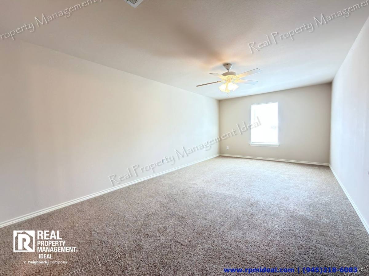 House for rent at 916 Parkplace Ridge, Princeton, TX 75407