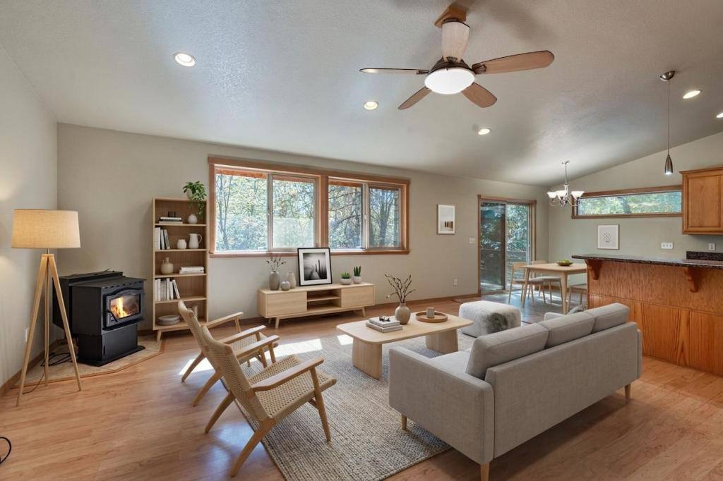 House for rent at 5430 Wisteria Rd, Pollock Pines, CA 95726