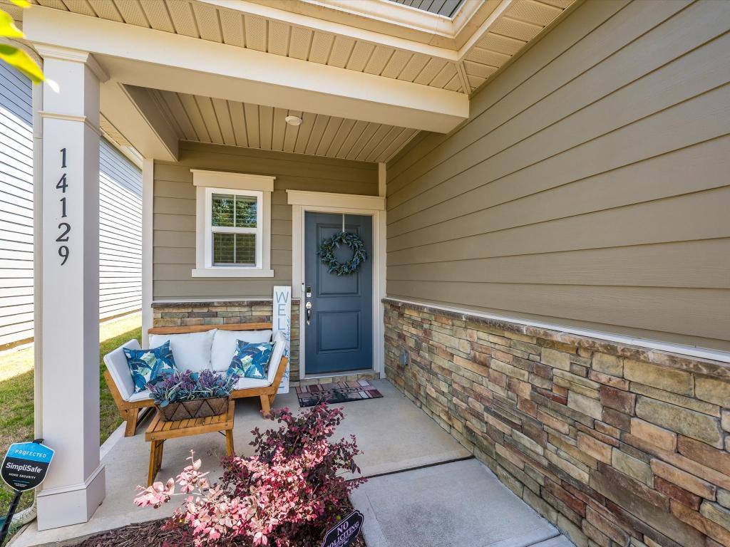 House for rent at 14129 Canemeadow Dr, Charlotte, NC 28278