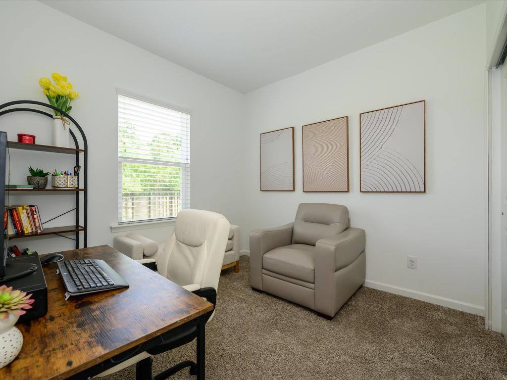House for rent at 14129 Canemeadow Dr, Charlotte, NC 28278