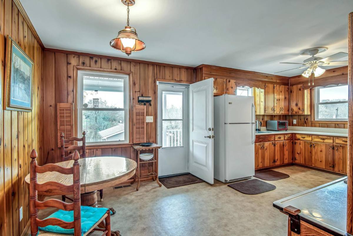 House for rent at 105 N Poole St, Ashland City, TN 37015