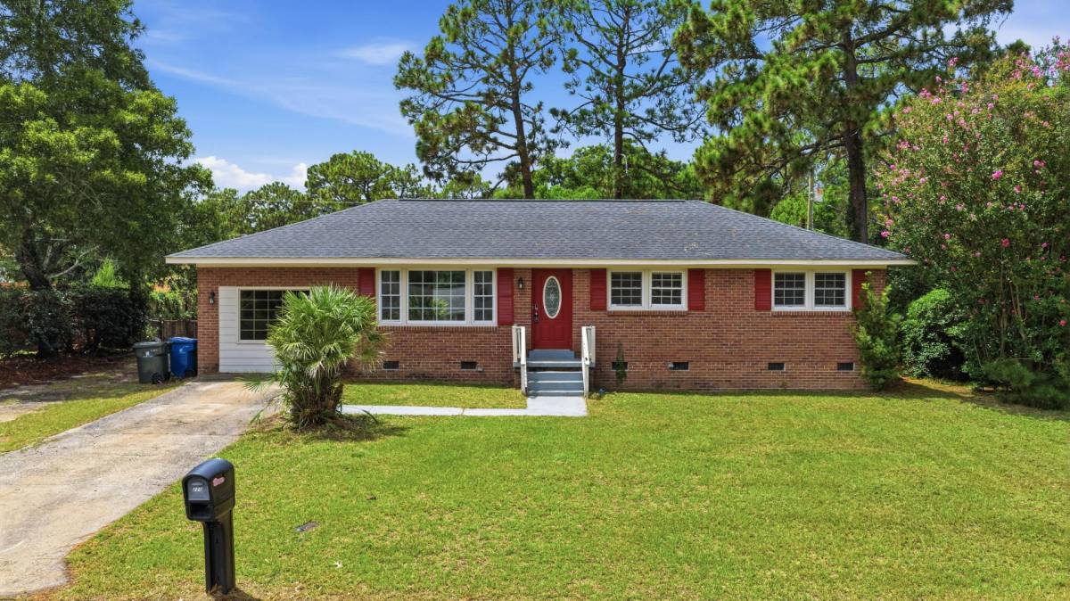 House for rent at 220 Westgate Dr, West Columbia, SC 29170